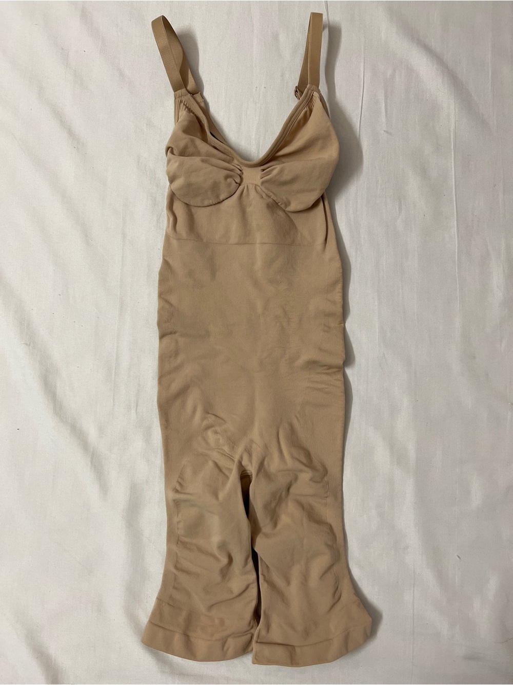 SKIMS Sculpting Bodysuit Mid Thigh W/ Open Gusset Shapewear